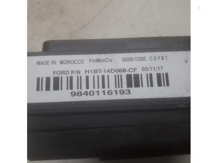 Central electronic module van een Ford Fiesta 7 1.5 TDCi 85 2018