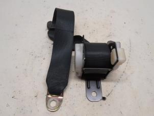 Gebruikte Veiligheidsgordel links-achter Toyota Corolla (E12) 1.4 16V VVT-i Prijs € 42,00 Margeregeling aangeboden door Reclycar De Boer BV