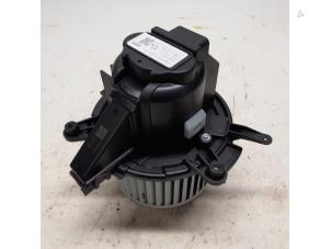 Gebruikte Blower Peugeot Expert (V1/VA/VB/VE/VF/VT/VY) 1.6 Blue HDi 95 16V Prijs € 78,75 Margeregeling aangeboden door Reclycar De Boer BV