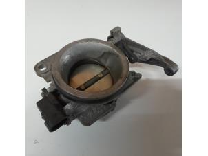 Gebruikte Gasklephuis Renault Megane (BA) 1.6 16V Prijs € 26,25 Margeregeling aangeboden door Reclycar De Boer BV