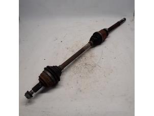 Gebruikte Cardanas rechts-voor (VWA) Peugeot 308 SW (L4/L9/LC/LJ/LR) 1.6 BlueHDi 120 Prijs € 52,50 Margeregeling aangeboden door Reclycar De Boer BV