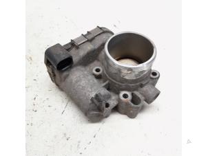 Gebruikte Gasklephuis Ford Fiesta 6 (JA8) 1.25 16V Prijs € 25,00 Margeregeling aangeboden door Reclycar De Boer BV