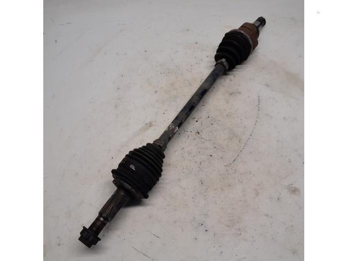 Gebruikte Aandrijfas links-voor Toyota Yaris II (P9) 1.3 16V VVT-i Prijs € 31,50 Margeregeling aangeboden door Reclycar De Boer BV
