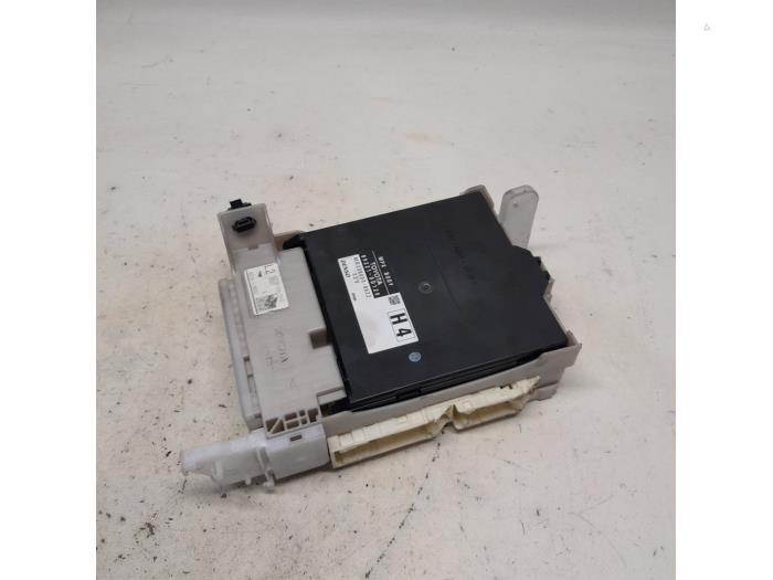 Gebruikte Module (diversen) Toyota Yaris III (P13) 1.5 16V Hybrid Prijs € 131,25 Margeregeling aangeboden door Reclycar De Boer BV
