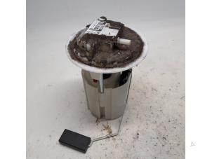 Gebruikte Tank element Pomp Peugeot 207 SW (WE/WU) 1.4 16V Vti Prijs € 26,25 Margeregeling aangeboden door Reclycar De Boer BV