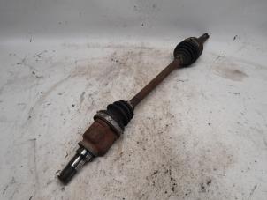 Gebruikte Cardanas links-voor (VWA) Citroen C1 1.0 12V Prijs € 36,75 Margeregeling aangeboden door Reclycar De Boer BV