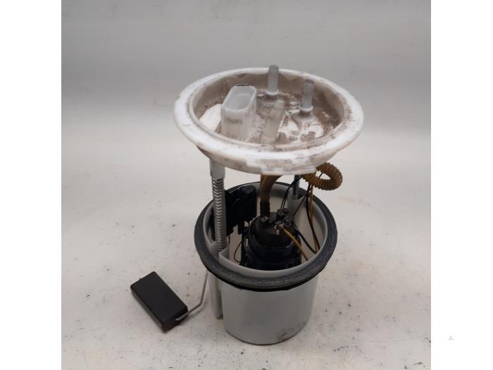 Gebruikte Tank element Pomp Volkswagen Golf Plus (5M1/1KP) 1.6 BiFuel Prijs € 26,25 Margeregeling aangeboden door Reclycar De Boer BV