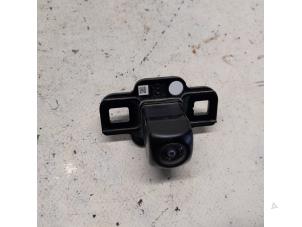 Gebruikte Achteruitrij Camera Toyota RAV4 (A5) 2.5 Plug-in Hybrid 16V AWD Prijs € 131,25 Margeregeling aangeboden door Reclycar De Boer BV
