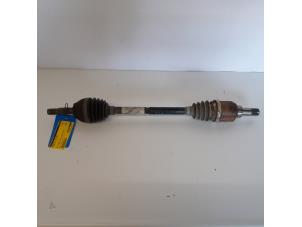 Gebruikte Aandrijfas links-voor Citroen DS3 (SA) 1.4 16V VTi Prijs € 42,00 Margeregeling aangeboden door Reclycar De Boer BV