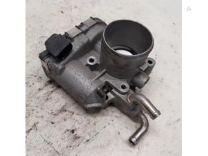 Gebruikte Gasklephuis Hyundai i20 1.2i 16V Prijs € 26,25 Margeregeling aangeboden door Reclycar De Boer BV