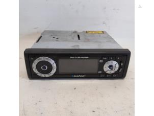 Gebruikte Radio CD Speler Hyundai Tucson (JM) 2.0 CRDi 16V 4x4 Prijs € 105,00 Margeregeling aangeboden door Reclycar De Boer BV