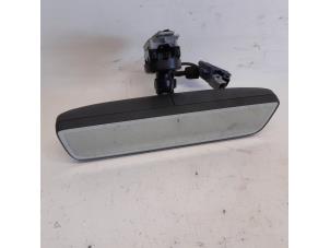 Gebruikte Binnenspiegel Toyota RAV4 (A5) 2.5 Plug-in Hybrid 16V AWD Prijs € 105,00 Margeregeling aangeboden door Reclycar De Boer BV