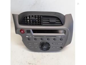 Gebruikte Radio CD Speler Honda Jazz (GE6/GE8/GG/GP) 1.4 VTEC 16V Prijs € 94,50 Margeregeling aangeboden door Reclycar De Boer BV