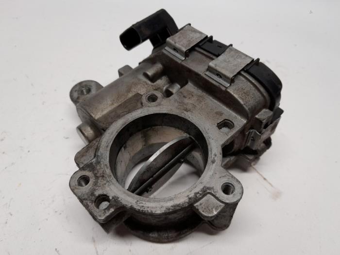 Gebruikte Gasklephuis Seat Ibiza IV (6J5) 1.4 TDI 12V Prijs € 26,25 Margeregeling aangeboden door Reclycar De Boer BV