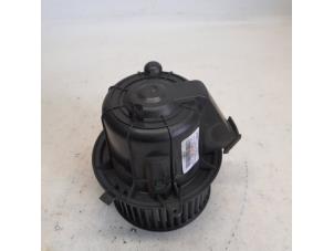 Gebruikte Blower Citroen DS3 (SA) 1.4 16V VTi Prijs € 26,25 Margeregeling aangeboden door Reclycar De Boer BV