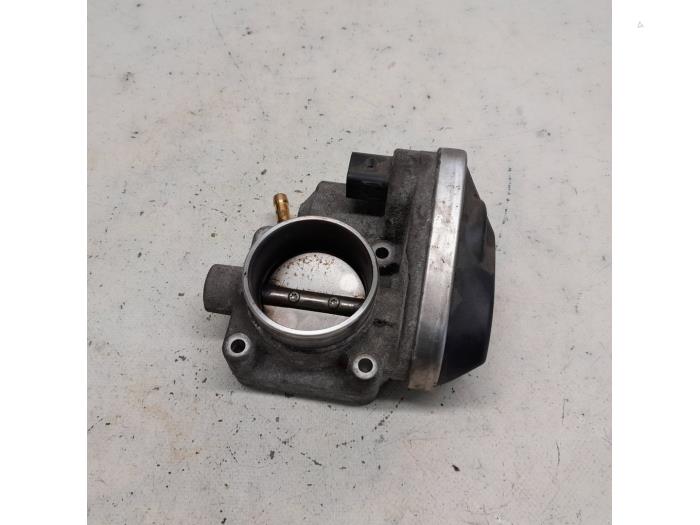 Gebruikte Gasklephuis BMW Mini (R50/53) 1.6 16V Cooper Prijs € 26,25 Margeregeling aangeboden door Reclycar De Boer BV