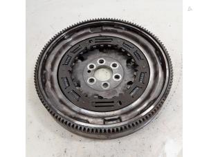 Gebruikte Vliegwiel Volkswagen Passat (3G2) 1.5 TSI 16V Prijs € 210,00 Margeregeling aangeboden door Reclycar De Boer BV