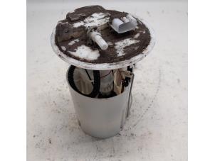 Gebruikte Tank element Pomp Renault Megane III Berline (BZ) 1.4 16V TCe 130 Prijs € 26,25 Margeregeling aangeboden door Reclycar De Boer BV