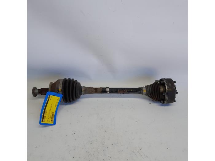 Gebruikte Aandrijfas links-voor Seat Ibiza IV (6J5) 1.4 TDI 12V Prijs € 27,30 Margeregeling aangeboden door Reclycar De Boer BV