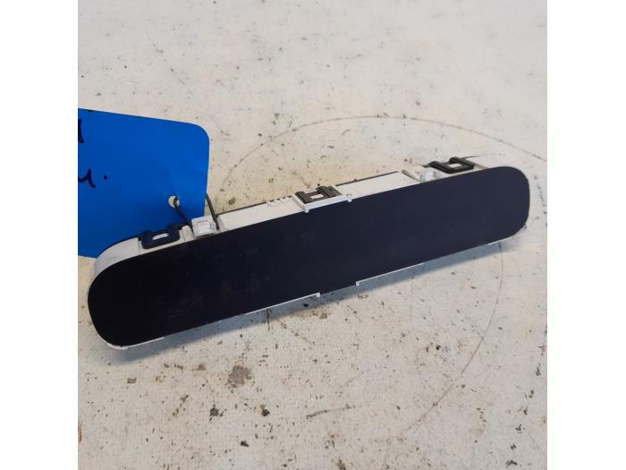 Gebruikte Display Interieur Chevrolet Spark (M300) 1.0 16V Prijs € 26,25 Margeregeling aangeboden door Reclycar De Boer BV
