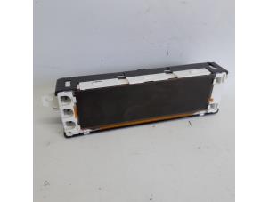 Gebruikte Display Interieur Peugeot Partner (GC/GF/GG/GJ/GK) 1.6 HDI 75 Phase 2 Prijs € 52,50 Margeregeling aangeboden door Reclycar De Boer BV