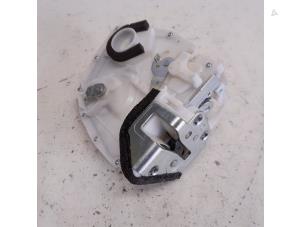 Gebruikte Deurslot Mechaniek 4Deurs links-achter Fiat Sedici (189) 1.6 16V Prijs € 26,25 Margeregeling aangeboden door Reclycar De Boer BV