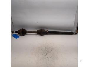 Gebruikte Steekas rechts-voor Volvo V70 (BW) 2.4 D 20V Prijs € 78,75 Margeregeling aangeboden door Reclycar De Boer BV