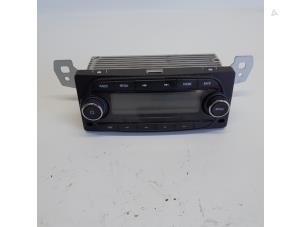 Gebruikte Radio Opel Karl 1.0 12V Prijs € 78,75 Margeregeling aangeboden door Reclycar De Boer BV