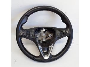 Gebruikte Stuurwiel Opel Karl 1.0 12V Prijs € 78,75 Margeregeling aangeboden door Reclycar De Boer BV