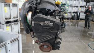 Gebruikte Motor Renault Twingo II (CN) 1.5 dCi 90 FAP Prijs € 525,00 Margeregeling aangeboden door Reclycar De Boer BV