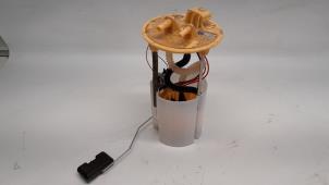 Gebruikte Tank element Pomp Renault Master III (MA/MB/MC/MD/MH/MF/MG/MH) 2.3 dCi 135 16V FWD Prijs € 131,25 Margeregeling aangeboden door Reclycar De Boer BV