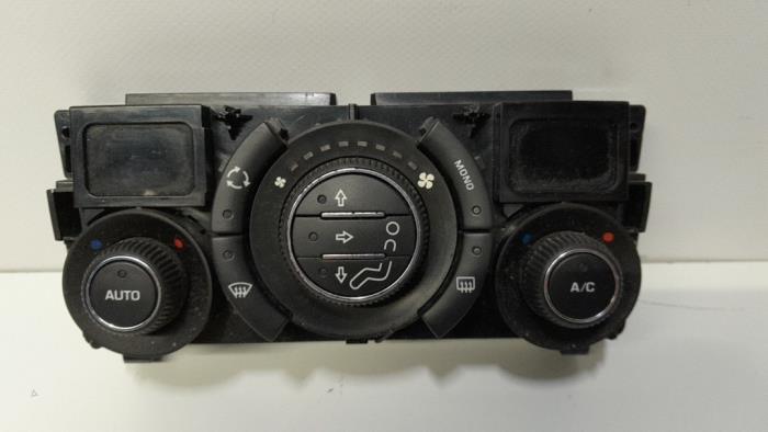 Kachel Bedieningspaneel van een Peugeot 308 SW (4E/H) 2.0 HDi 16V FAP 2008