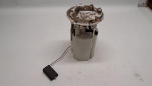 Gebruikte Tank element Pomp Renault Megane III Grandtour (KZ) 1.4 16V TCe 130 Prijs € 26,25 Margeregeling aangeboden door Reclycar De Boer BV