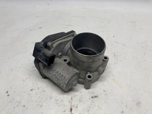 Gebruikte Gasklephuis Seat Ibiza IV SC (6J1) 1.4 16V Prijs € 26,25 Margeregeling aangeboden door Reclycar De Boer BV