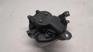 Gebruikte Chaufage Ventilatiemotor Citroen Nemo (AA) 1.4 HDi 70 Prijs € 36,75 Margeregeling aangeboden door Reclycar De Boer BV