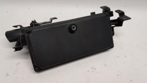 Gebruikte Camera voorzijde Volvo XC90 II 2.0 T8 16V Twin Engine AWD Prijs € 183,75 Margeregeling aangeboden door Reclycar De Boer BV