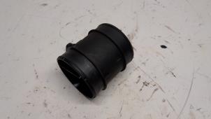 Gebruikte Luchthoeveelheidsmeter Opel Insignia Sports Tourer 1.6 Turbo 16V Ecotec Prijs € 36,75 Margeregeling aangeboden door Reclycar De Boer BV