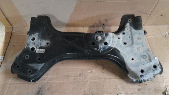Subframe van een Citroën Jumper (U9) 2.2 HDi 150 2016