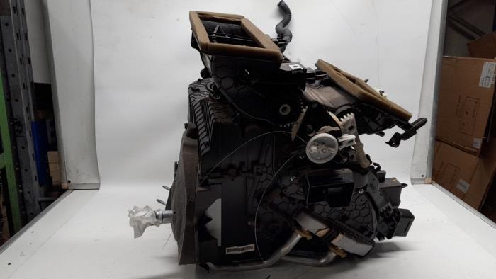 Kachelhuis van een Fiat 500L (199) 1.6 D 16V Multijet II 2015