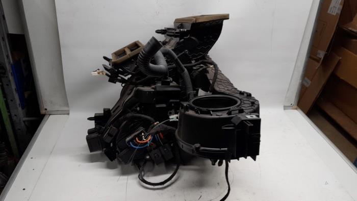 Kachelhuis van een Fiat 500L (199) 1.6 D 16V Multijet II 2015