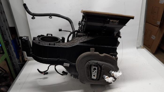 Kachelhuis van een Fiat 500L (199) 1.6 D 16V Multijet II 2015