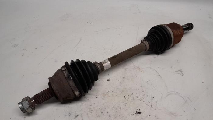 Gebruikte Aandrijfas links-voor Fiat 500L (199) 1.6 D 16V Multijet II Prijs € 78,75 Margeregeling aangeboden door Reclycar De Boer BV