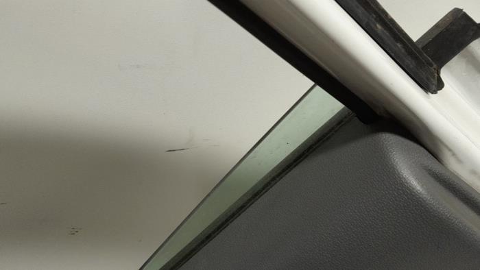 Portier 4Deurs links-achter van een Seat Ibiza IV (6J5) 1.2 12V 2011