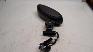 Gebruikte Armleuning Mini Countryman (R60) 2.0 Cooper SD 16V Prijs € 78,75 Margeregeling aangeboden door Reclycar De Boer BV