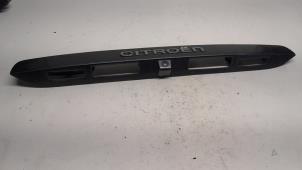 Gebruikte Camera achteruitrijden Citroen SpaceTourer 2.0 Blue HDI 180 Prijs € 105,00 Margeregeling aangeboden door Reclycar De Boer BV