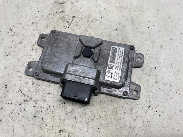 Gebruikte Computer Automatische Bak Renault Megane III Grandtour (KZ) 2.0 16V CVT Prijs € 131,25 Margeregeling aangeboden door Reclycar De Boer BV