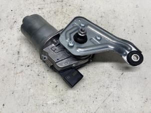 Gebruikte Ruitenwissermotor voor Skoda Kamiq 1.0 TSI 12V Prijs € 63,00 Margeregeling aangeboden door Reclycar De Boer BV