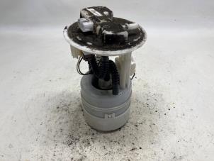 Gebruikte Tank element Pomp Nissan Note (E11) 1.4 16V Prijs € 31,50 Margeregeling aangeboden door Reclycar De Boer BV