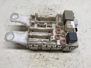Gebruikte Zekeringkast Toyota RAV4 (A3) 2.2 D-4D 16V 4x4 Prijs € 78,75 Margeregeling aangeboden door Reclycar De Boer BV