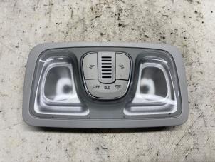 Gebruikte Binnenverlichting voor Fiat 500L (199) 1.4 16V Prijs € 31,50 Margeregeling aangeboden door Reclycar De Boer BV